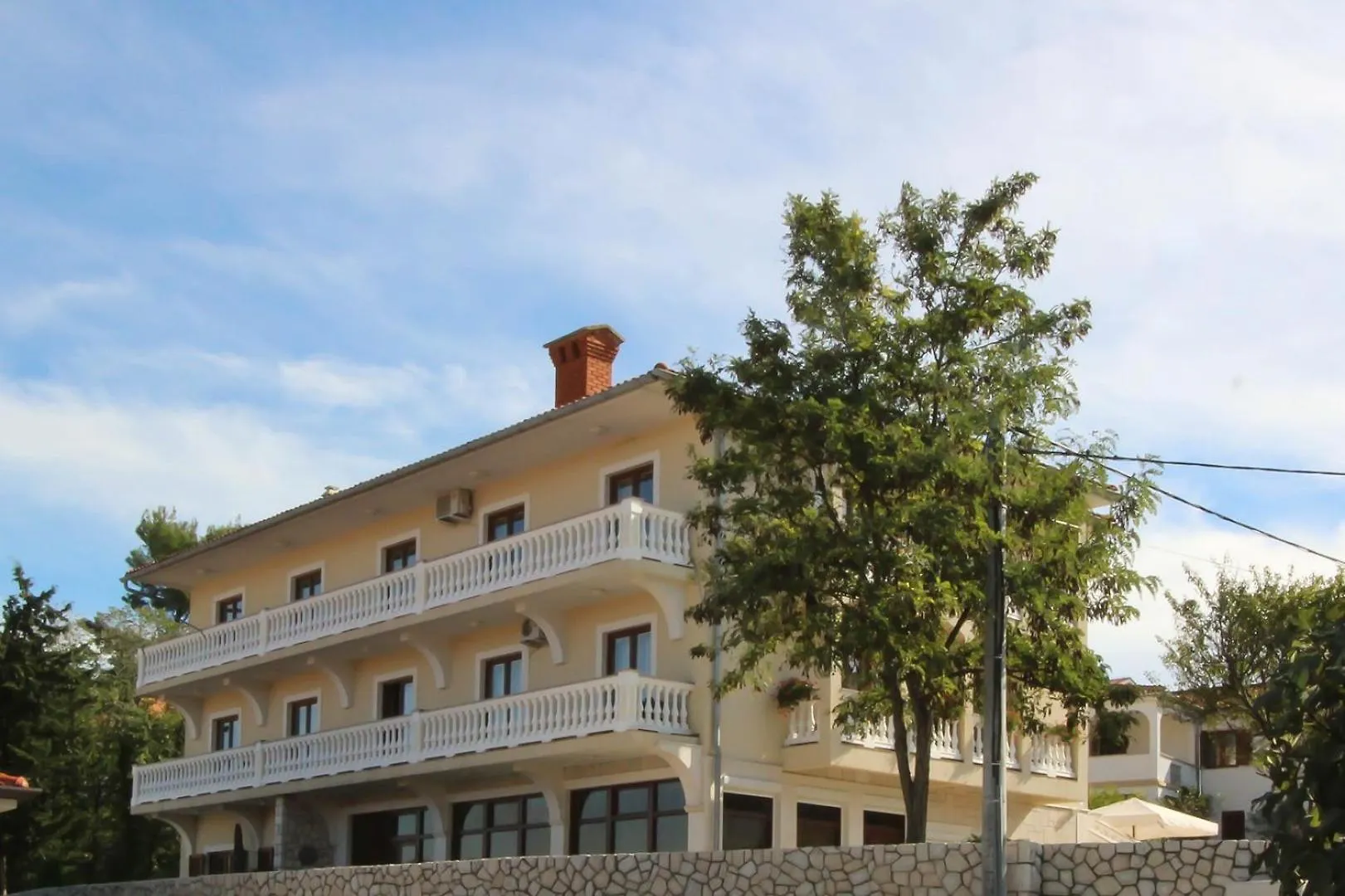 Apartments Ivanka C. Soline  Guest house