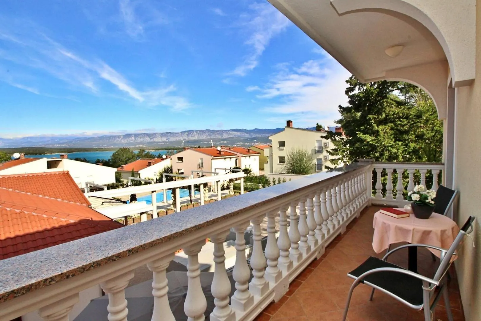 Apartments Ivanka C. Soline  Soline (Krk)