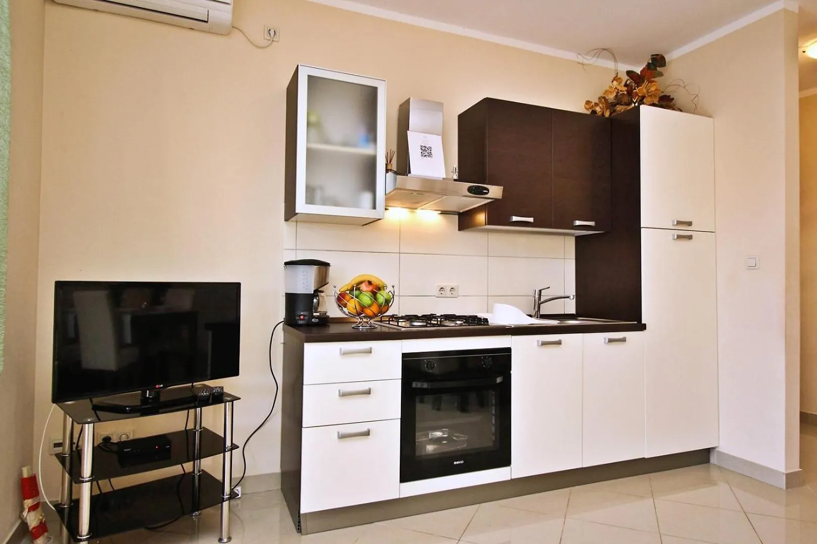Apartments Ivanka C. Soline  Guest house
